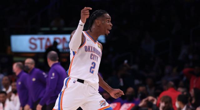 1636102525805047818.jpg Shai-Gilgeous-Alexander.jpg